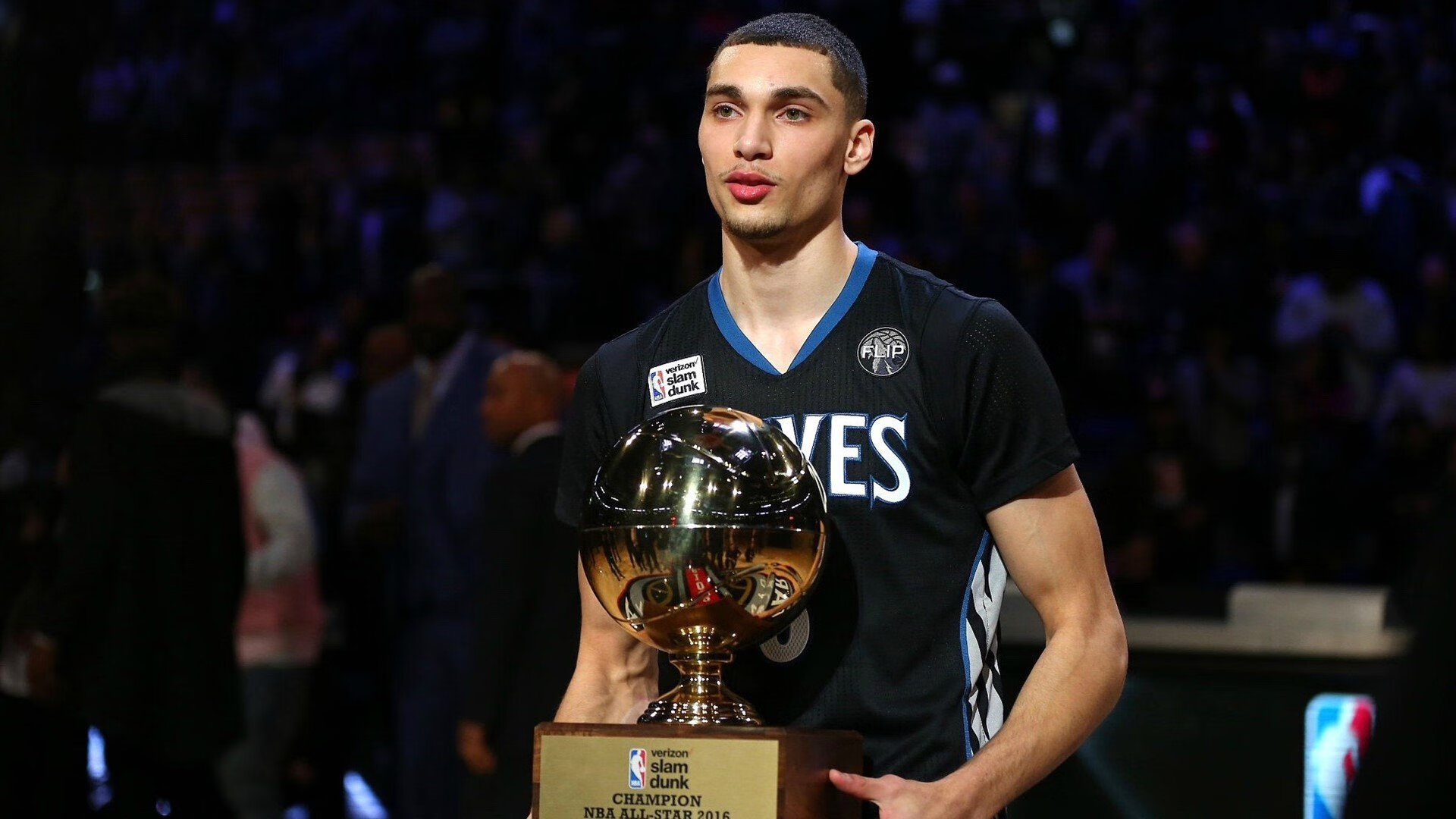 9-6爆大冷!22岁中国小将连斩两位世界冠军,杀进国锦赛决赛,中国小将比赛