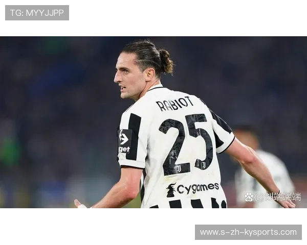 尤文拉比奥冲刺抢点动作干净利索，展现现代足球速度与智慧